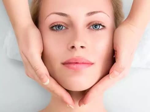 Slider image (3) Guerrero Plastic Surgery